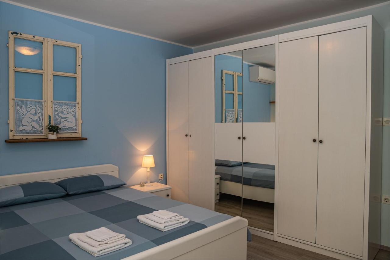Apartman Doris Milohnici Exterior foto