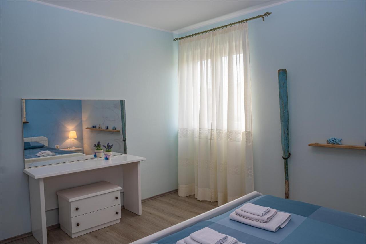 Apartman Doris Milohnici Exterior foto